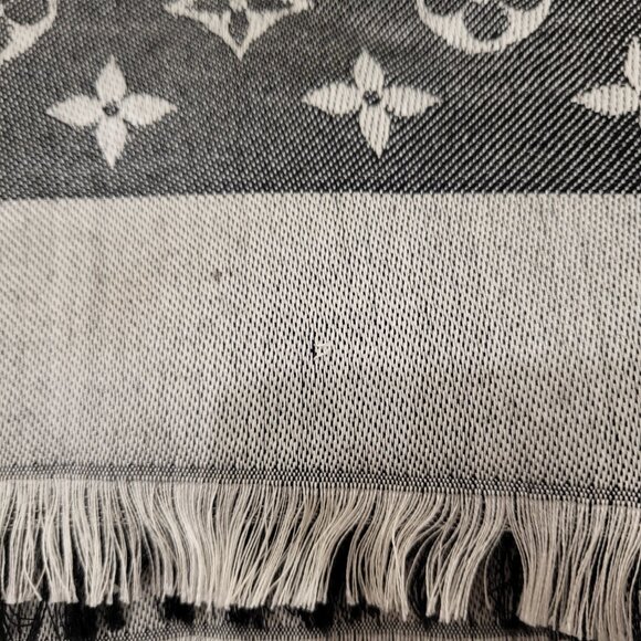 Louis Vuitton Silk Wool Monogram Denim Shawl Black - Picture 8 of 8